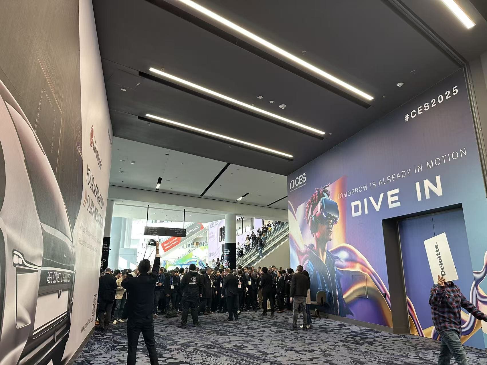 Using Trade Shows to Enter the U.S. Market: Why Your Booth Matters？